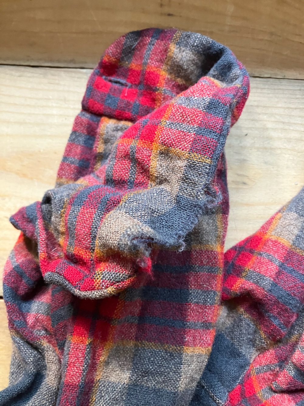 Vintage Pendleton Red Gray Tan Plaid Wool Flannel Shirt - Picture 3 of 16